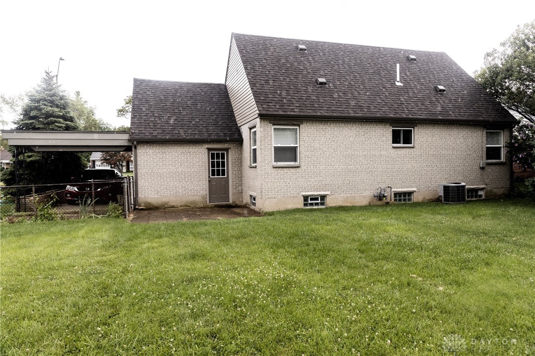 929 East Stroop Road Dayton, OH 45429 - Photo 5 of 21