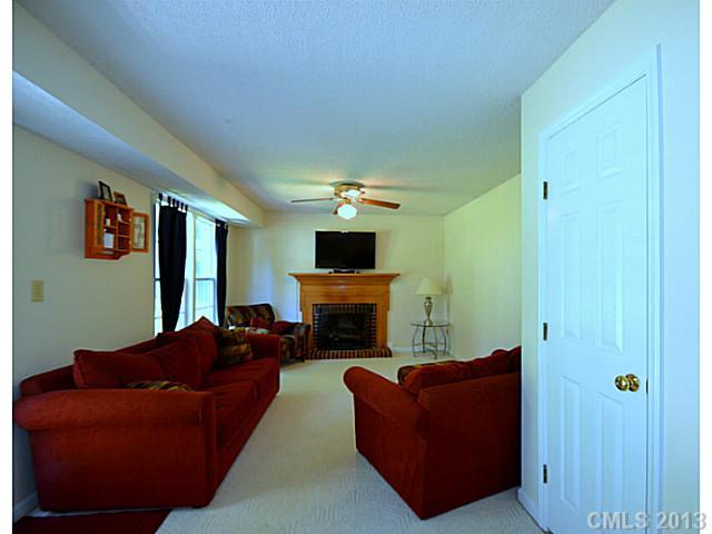 6402 Mounting Rock Road Charlotte, NC 28217 - Photo 4 of 16