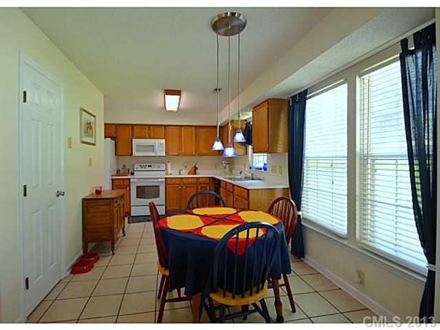 6402 Mounting Rock Road Charlotte, NC 28217 - Photo 5 of 16