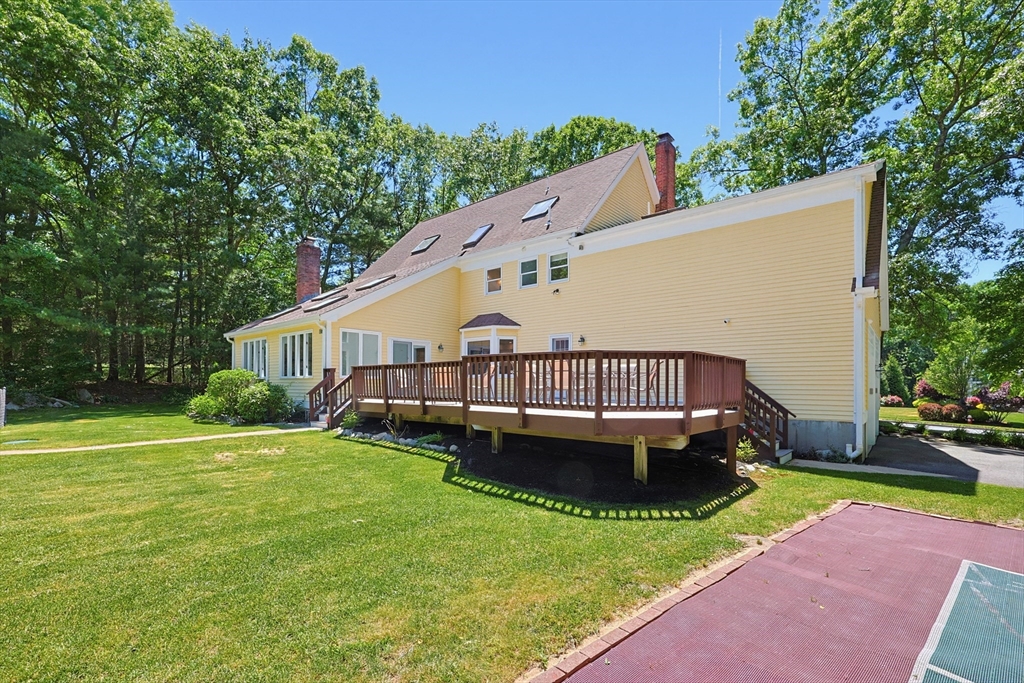 8 Turner Hill Road Medfield, MA 02052 - Photo 36 of 42