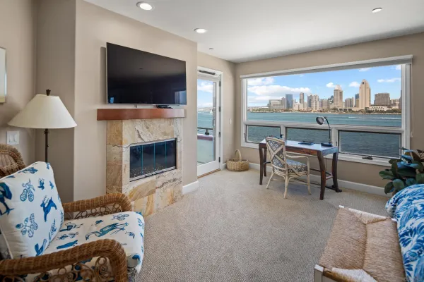 $15,000 | 1099 1st Street, Coronado, CA 92118