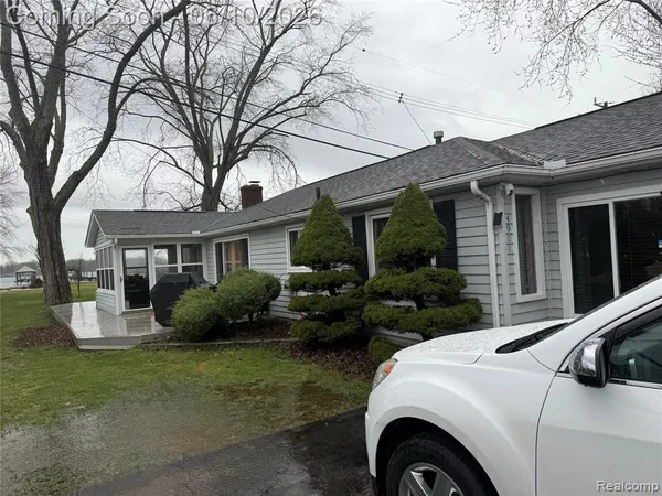 $565,000 | 4901 Pointe Tremble Road, Algonac, MI 48001