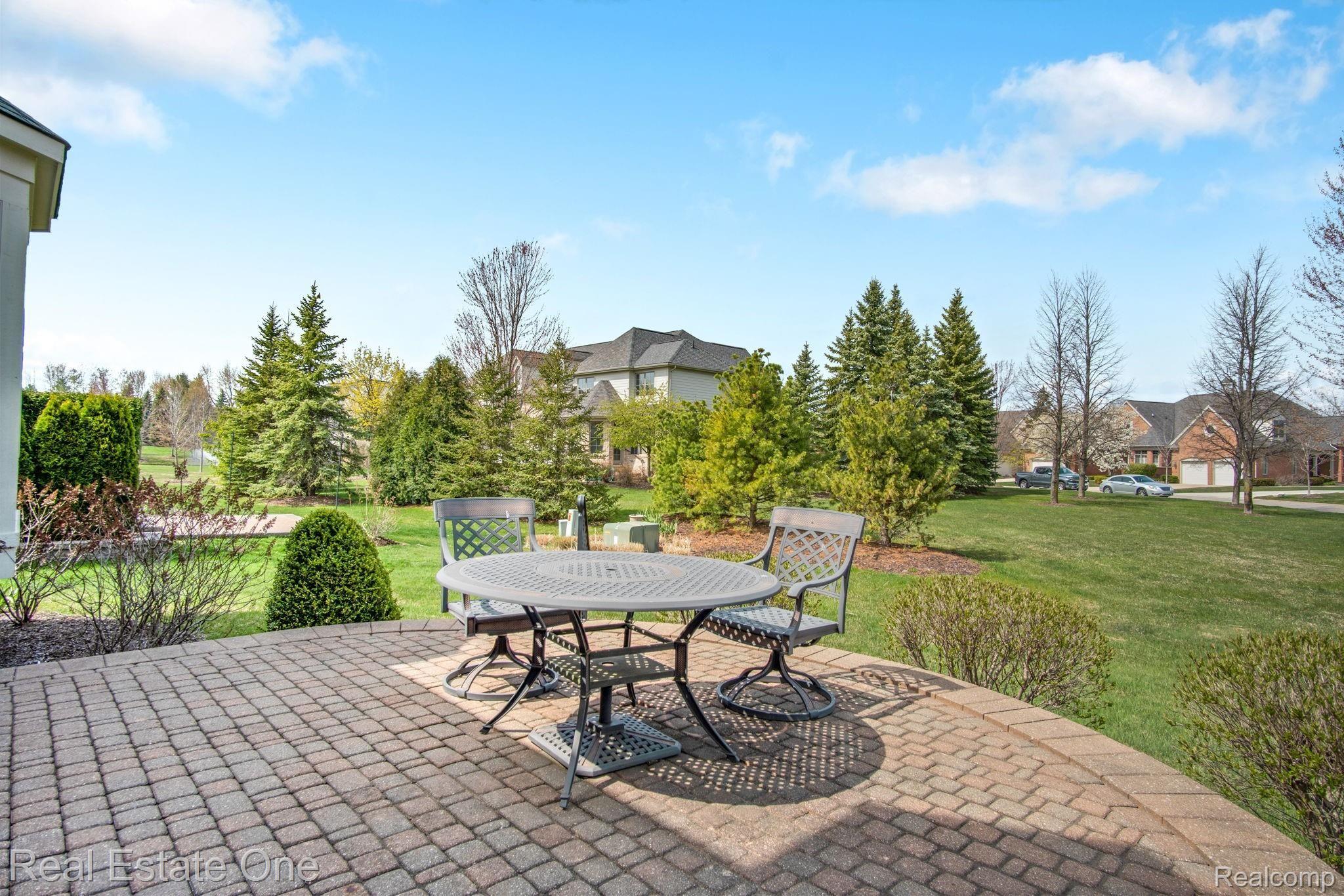 5144 Brecon Court Rochester, MI 48306 - Photo 41 of 51 42-web-or-mls-5144-Brecon-Ct-36.jpg