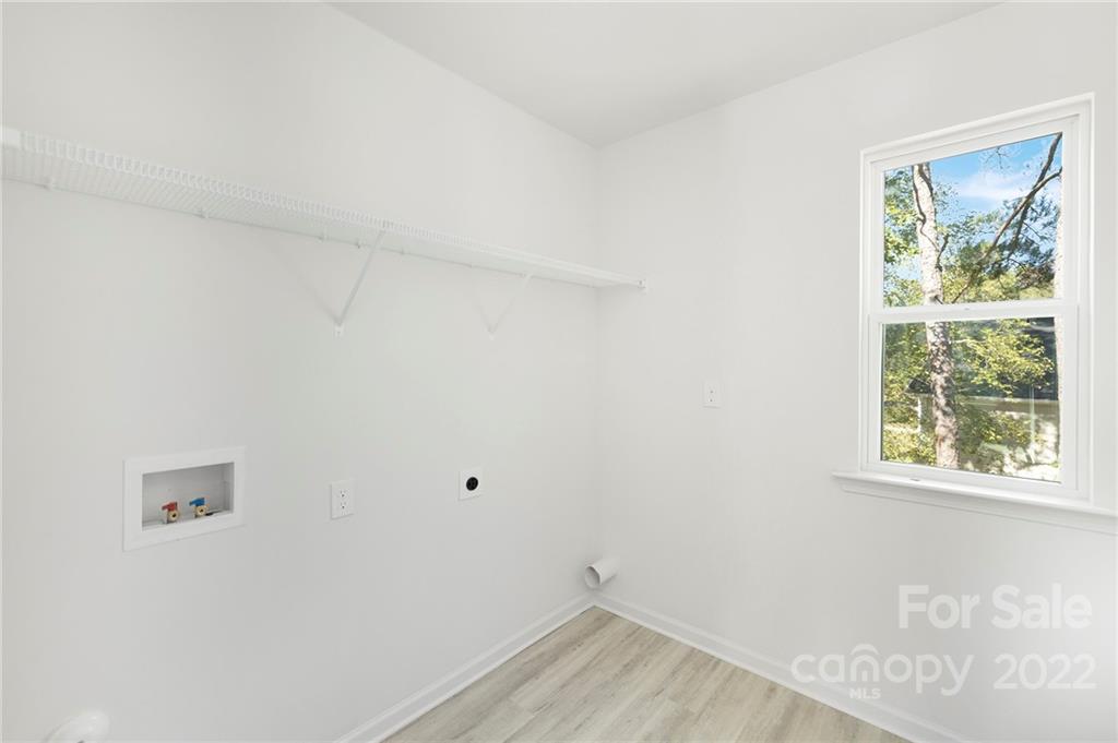 6906 Pear Tree Road Charlotte, NC 28216 - Photo 17 of 20 Gallery Image 17