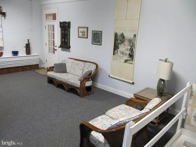 $1,995 | 1043 Washington Street, Reading, PA 19601