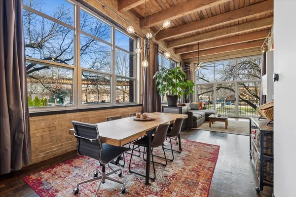 $595,000 | 2201 West Wabansia Avenue, Unit 5, Chicago, IL 60647