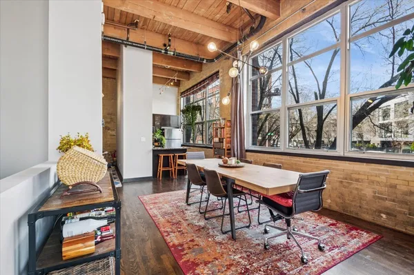 $595,000 | 2201 West Wabansia Avenue, Unit 5, Chicago, IL 60647