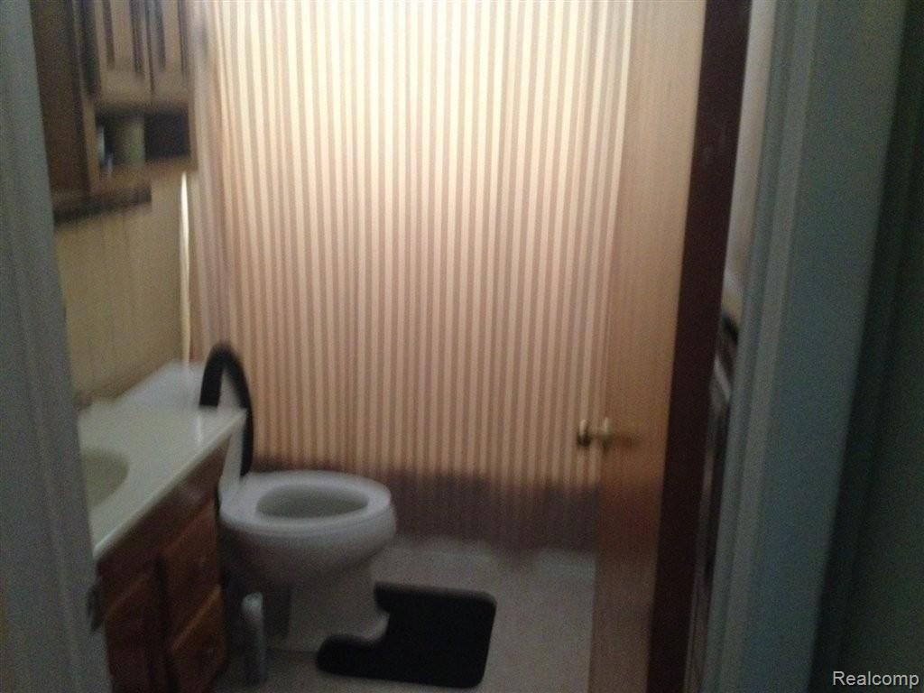 17579 Quarry Road Riverview, MI 48193 - Photo 7 of 14 17579 Quarry (1).JPG