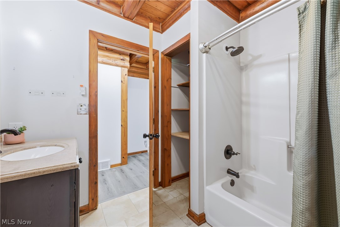 12425 Whitman Road Doylestown, OH 44230 - Photo 25 of 48 Gallery Image 25