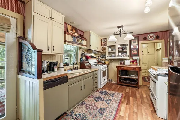 $410,000 | 901 Old State Lane, Denison, TX 75020