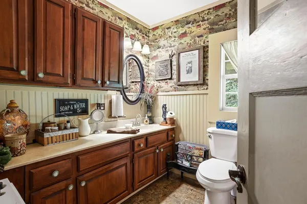 $410,000 | 901 Old State Lane, Denison, TX 75020