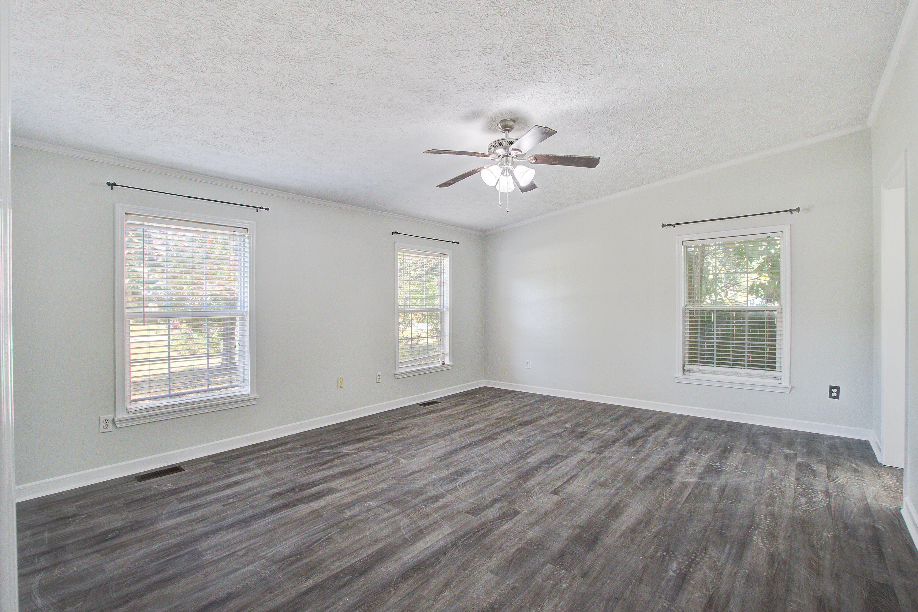 111 County Rd S-18-765 Summerville, SC 29483 - Photo 15 of 31 111 (15)