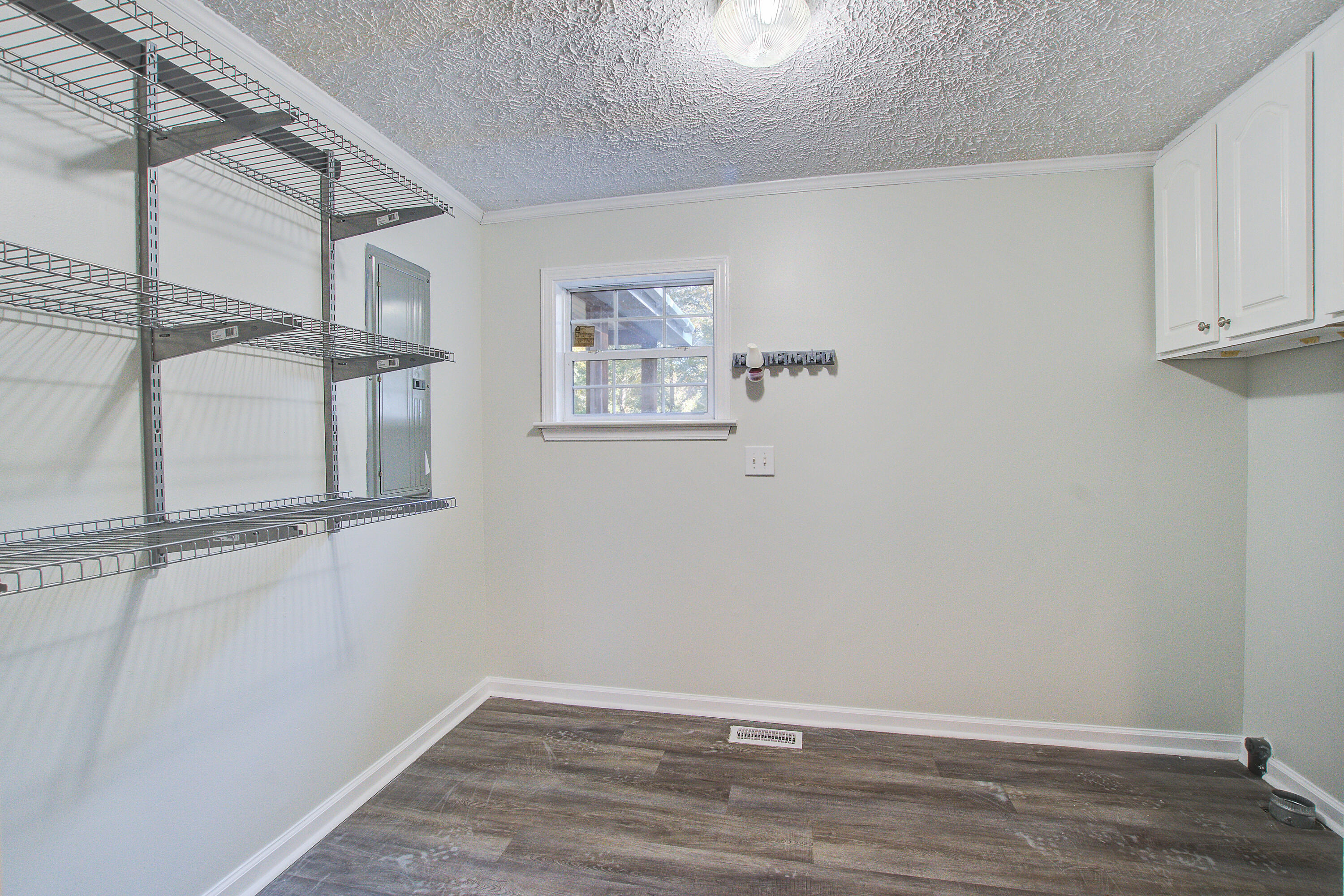 111 County Rd S-18-765 Summerville, SC 29483 - Photo 19 of 31 111 (19)