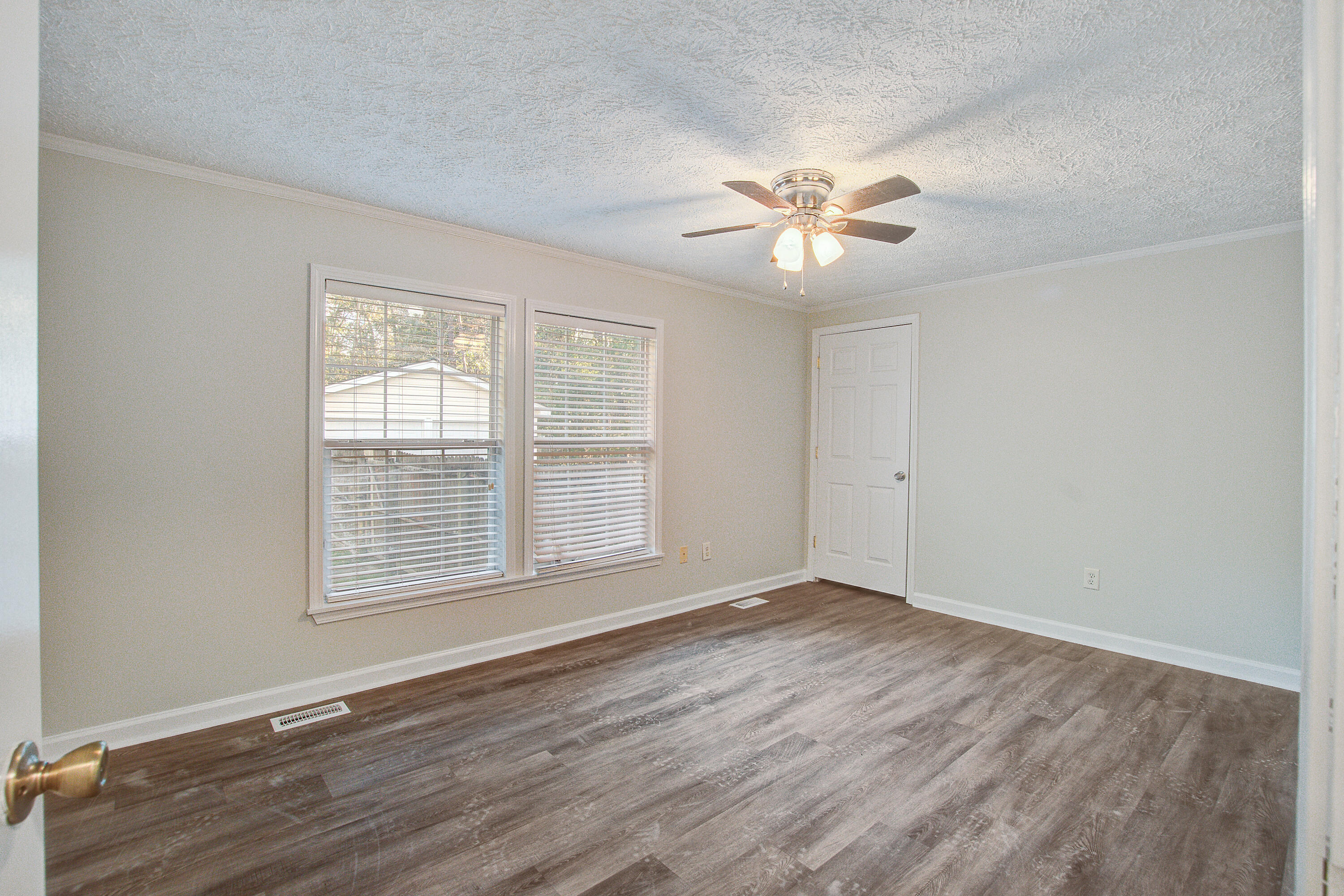 111 County Rd S-18-765 Summerville, SC 29483 - Photo 22 of 31 111 (22)