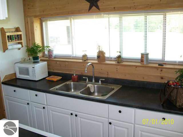 8498 West Alger Road Alger, MI 48610 - Photo 12 of 13 1753722-11.JPG