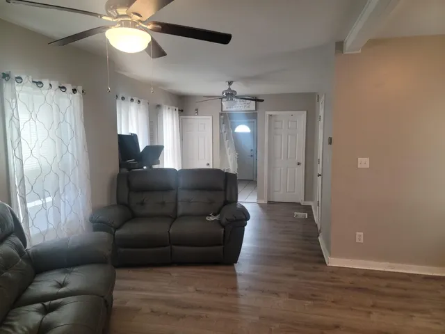 $334,900 | 87 Parker Street, Manchester, NH 03102