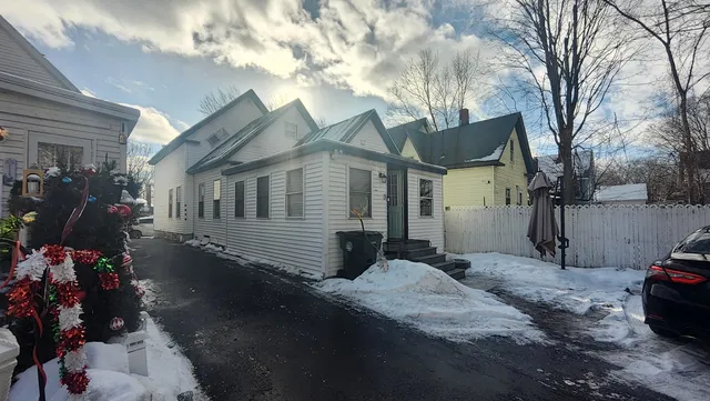 $334,900 | 87 Parker Street, Manchester, NH 03102