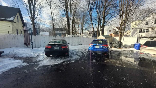 $334,900 | 87 Parker Street, Manchester, NH 03102