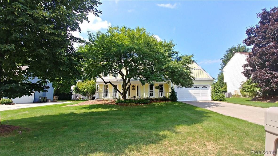 1523 Grandview Drive Rochester, MI 48306 - Photo 2 of 44 1.jpg