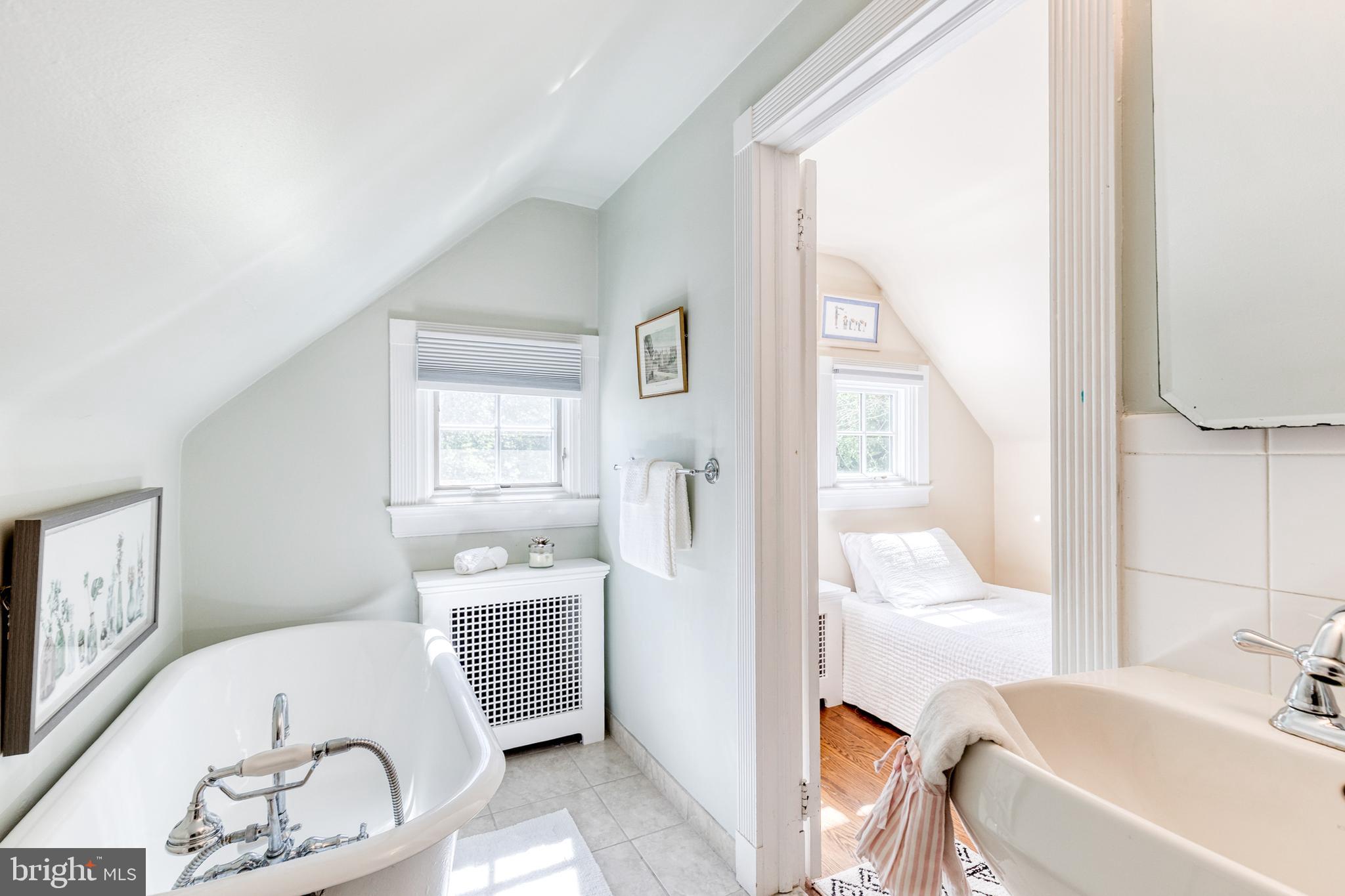 114 Castlewood Road Baltimore, MD 21210 - Photo 49 of 63 Gallery Image 49