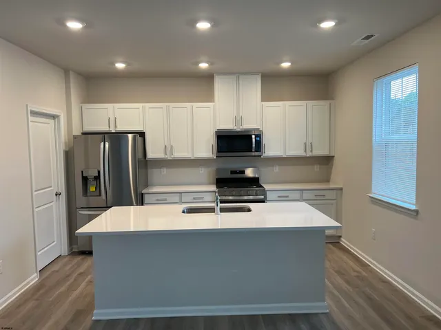 $3,650 | 109 Malibu Drive, Egg Harbor Township, NJ 08234