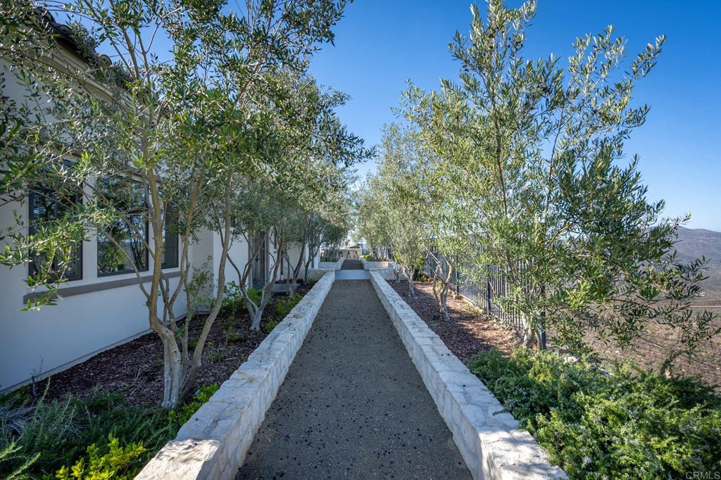 8082 El Cielo Rancho Santa Fe, CA 92067 - Photo 20 of 33