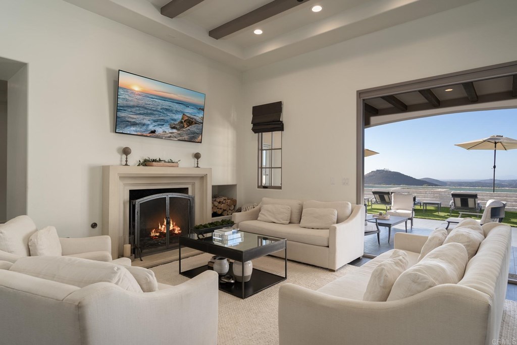 8082 El Cielo Rancho Santa Fe, CA 92067 - Photo 9 of 33