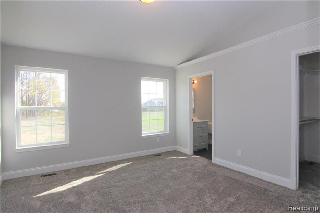 7440 Lahring Road Gaines, MI 48436 - Photo 5 of 12