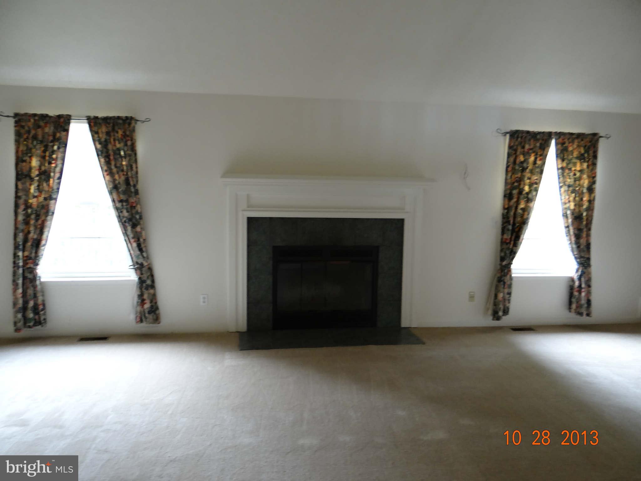 7318 Block House Road Spotsylvania, VA 22551 - Photo 12 of 28 Family Room