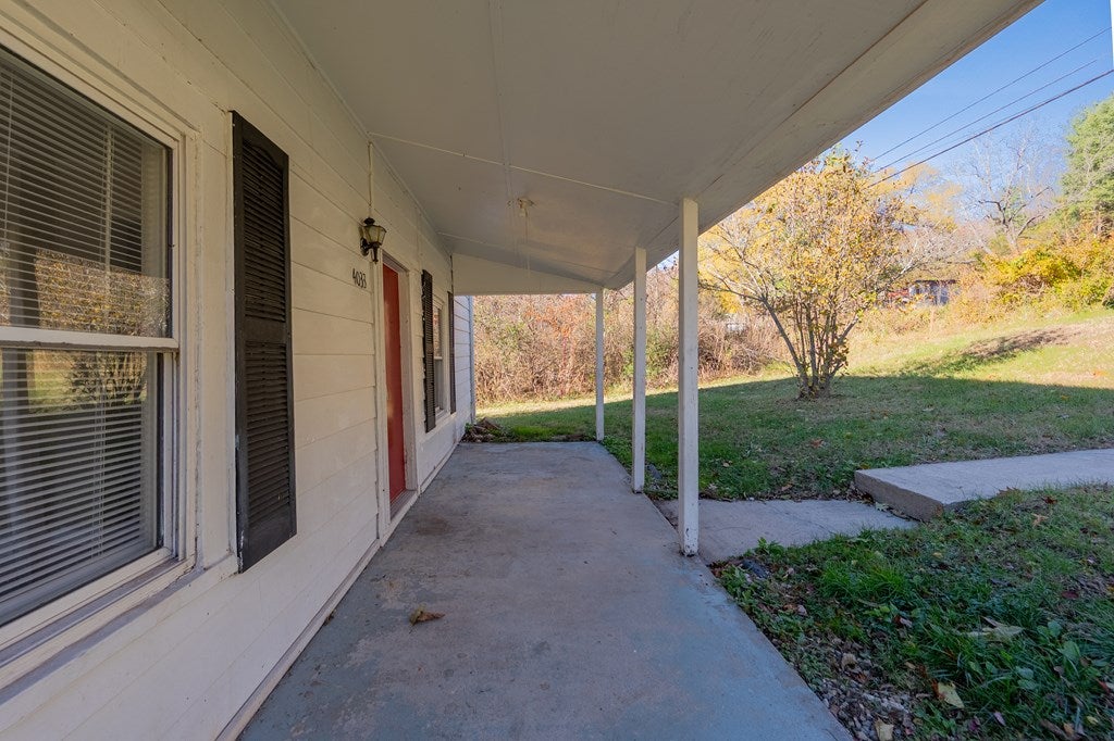4033 Brookmont Road Pulaski, VA 24301 - Photo 6 of 58 Gallery Image 6