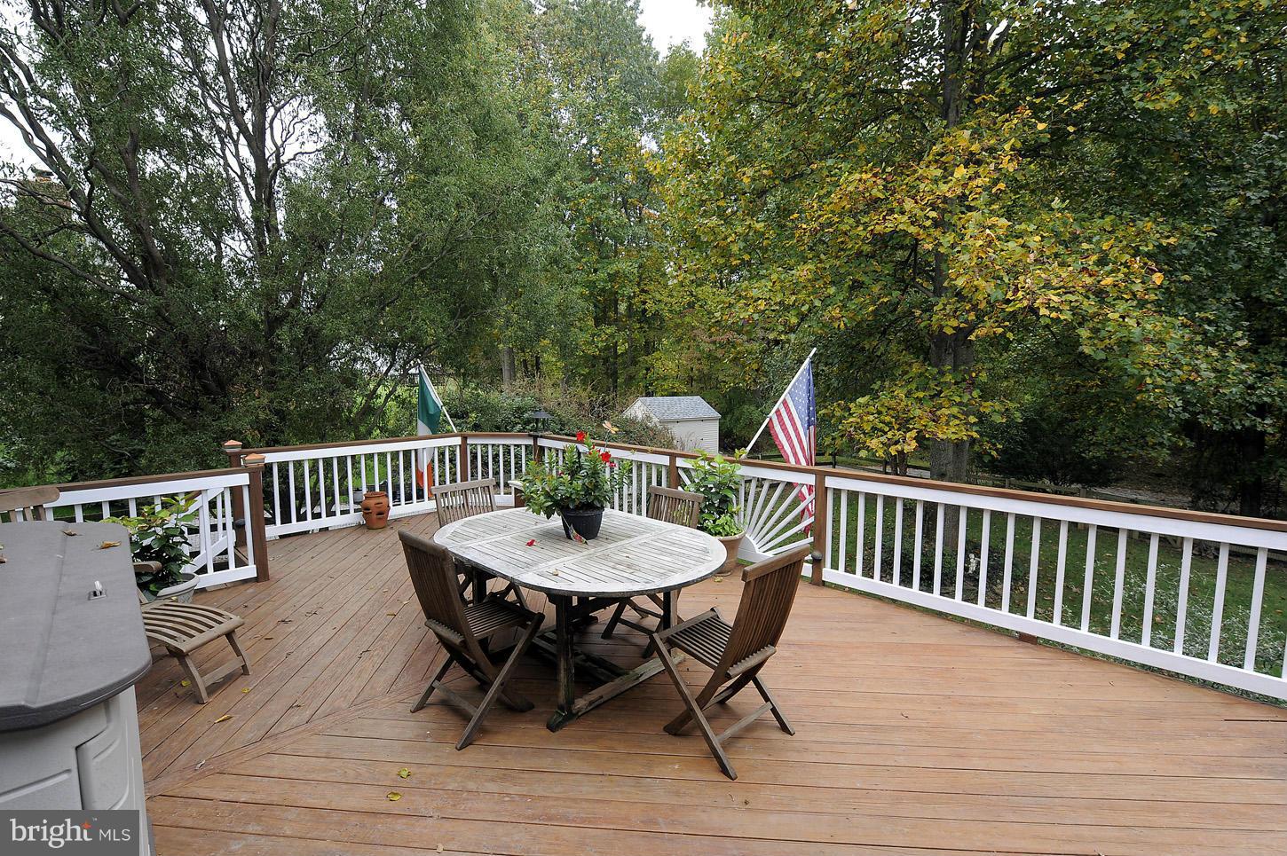 2853 Thornbrook Road Ellicott City, MD 21042 - Photo 21 of 26 Spacious Deck
