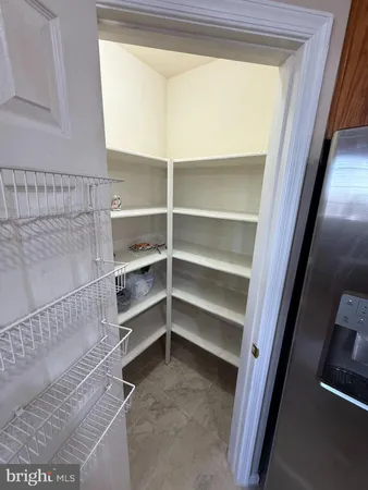 $939,000 | 173 Autumn Wind Court, Warrenton, VA 20186