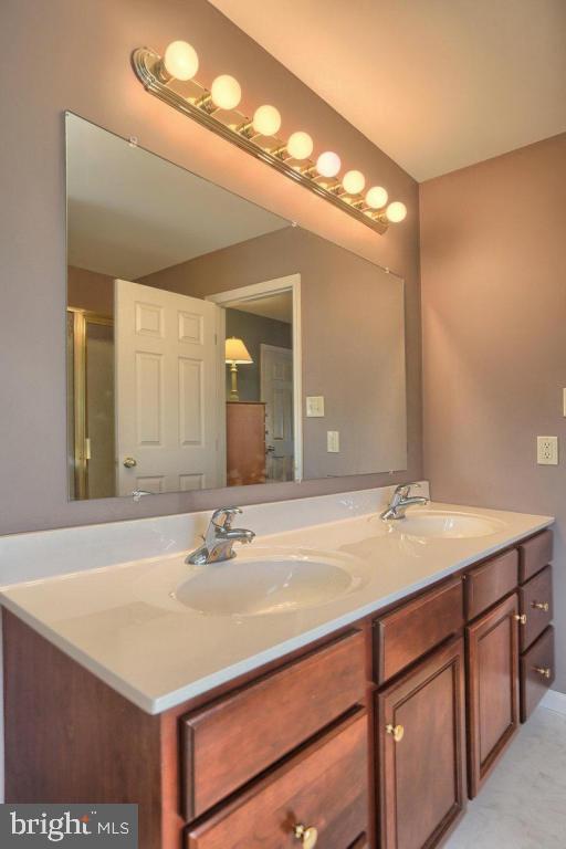 205 Andover Lane Lititz, PA 17543 - Photo 24 of 35