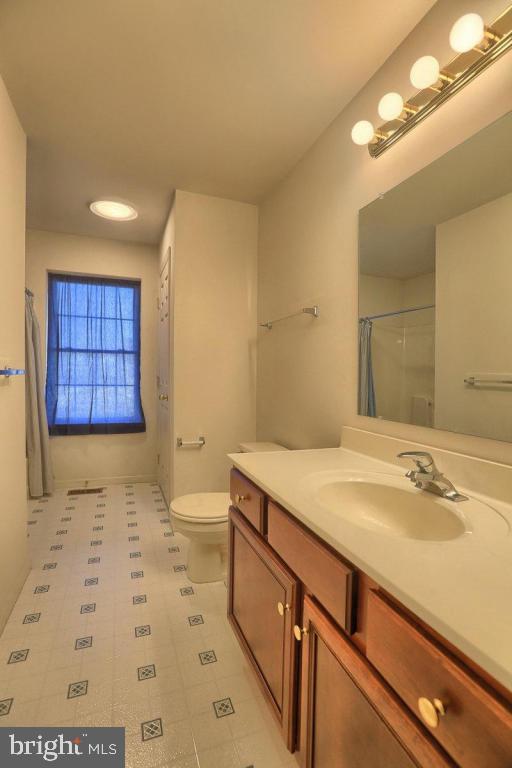 205 Andover Lane Lititz, PA 17543 - Photo 28 of 35