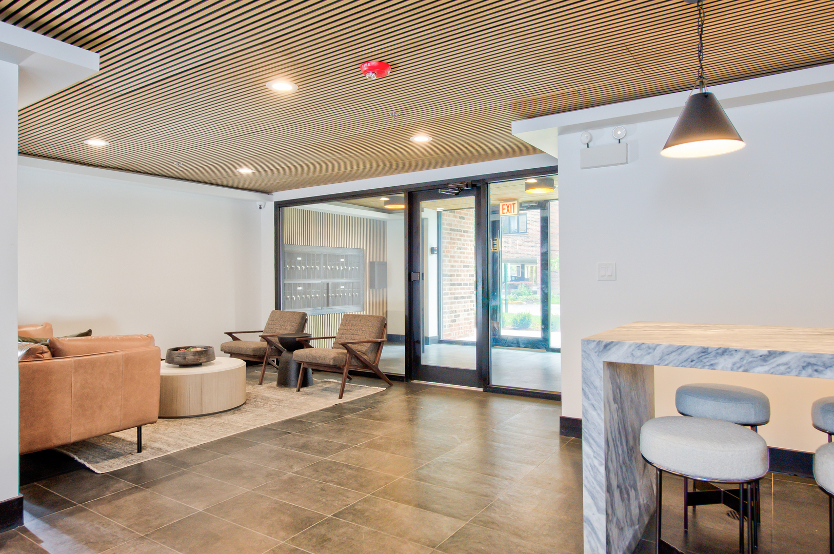 9396 Landings Lane, Unit 307 Des Plaines, IL 60016 - Photo 8 of 29