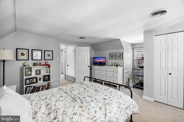 $375,000 | 260 Fairview Avenue, West Berlin, NJ 08091