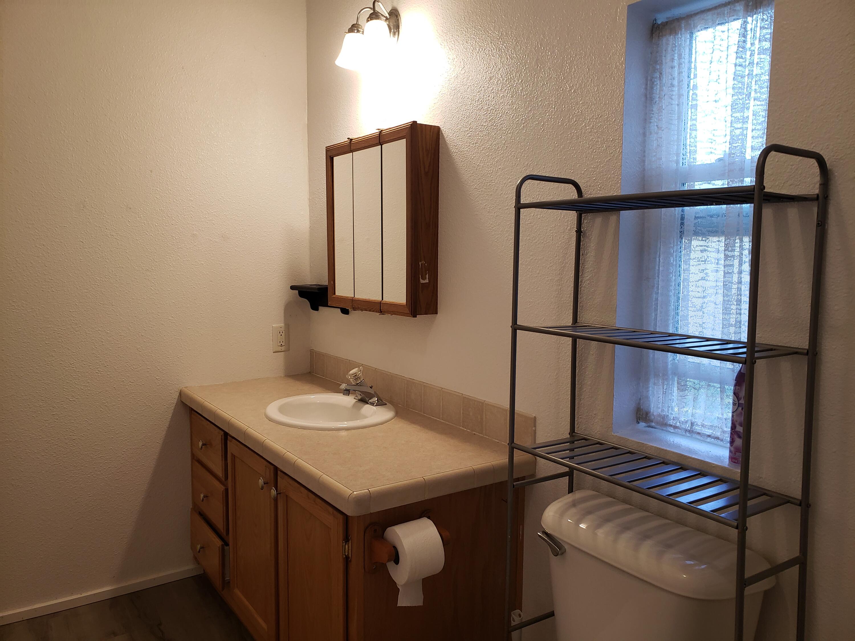 222 Ollis Road, Unit 31 Cave Junction, OR 97523 - Photo 19 of 25 Gallery Image 19
