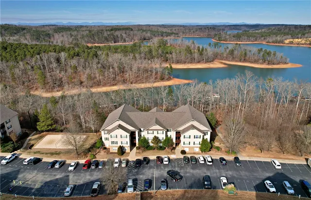 $280,000 | 302 Harts Cove Way, Seneca, SC 29678