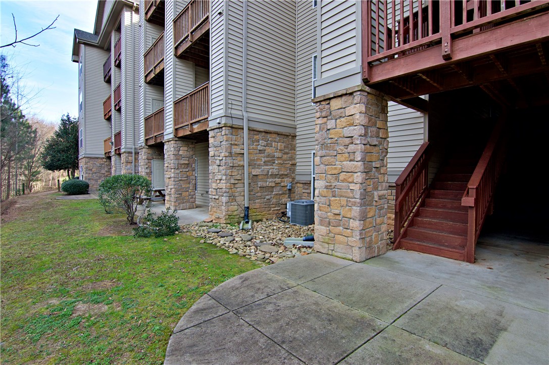 302 Harts Cove Way Seneca, SC 29678 - Photo 27 of 42