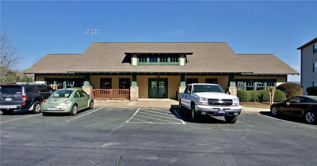 $280,000 | 302 Harts Cove Way, Seneca, SC 29678