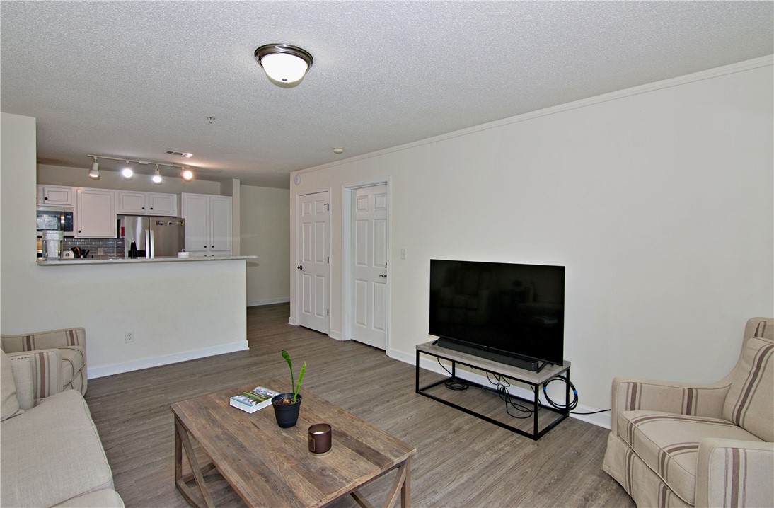 302 Harts Cove Way Seneca, SC 29678 - Photo 5 of 42