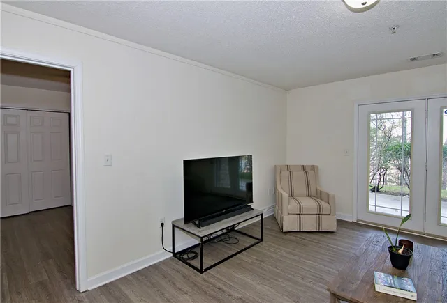 $280,000 | 302 Harts Cove Way, Seneca, SC 29678