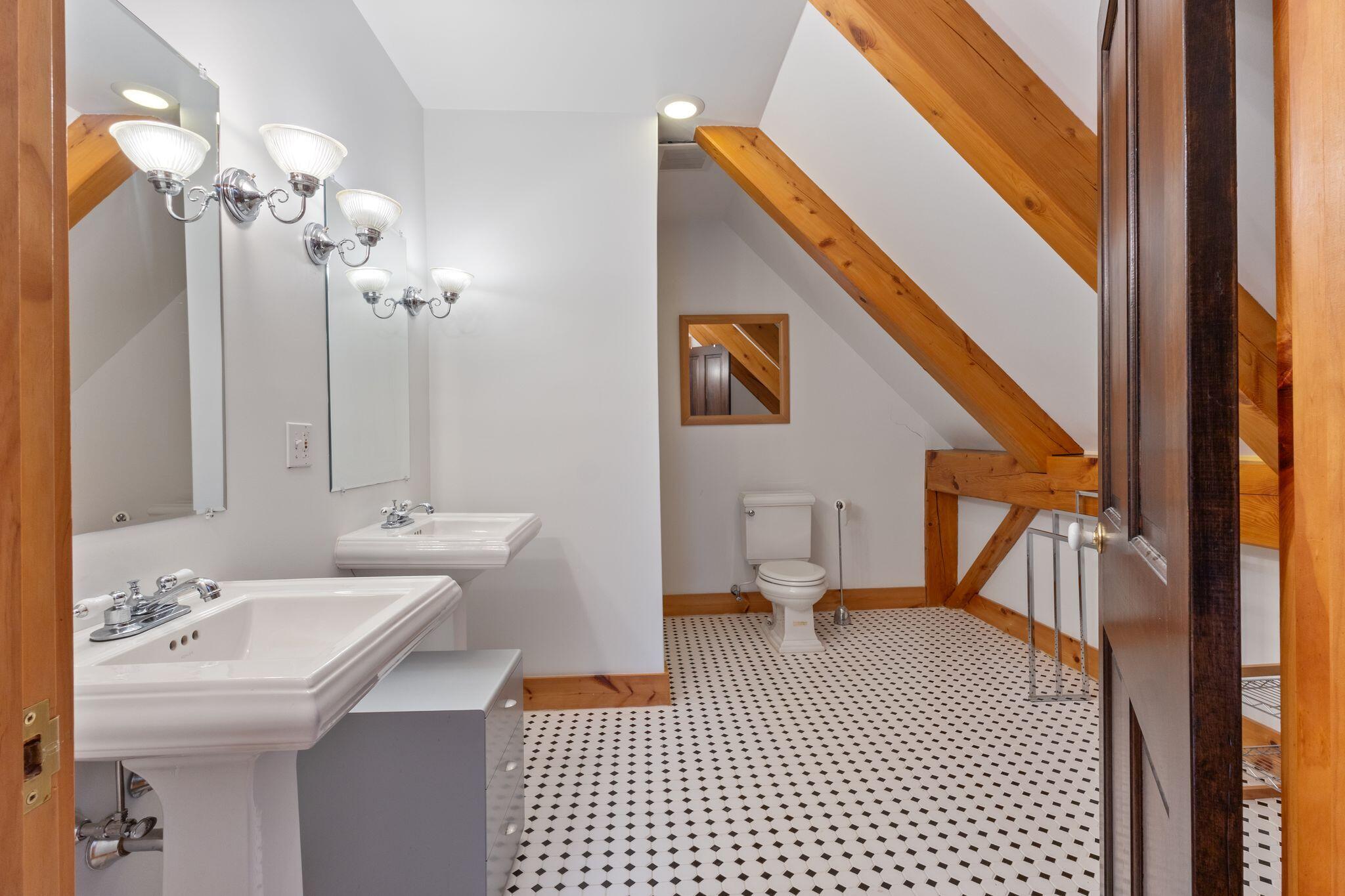 20 Ridge Road Bethel, ME 04217 - Photo 19 of 40 22_Ridge_Rd_19