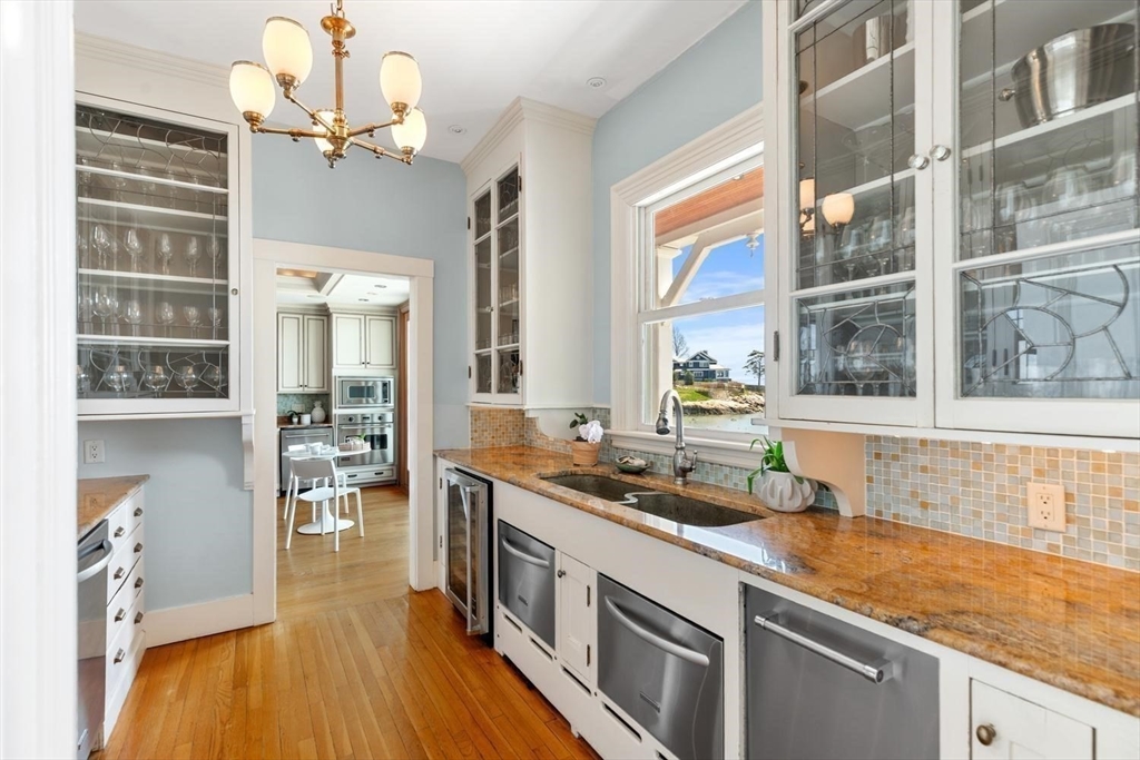251 Puritan Road Swampscott, MA 01907 - Photo 15 of 42