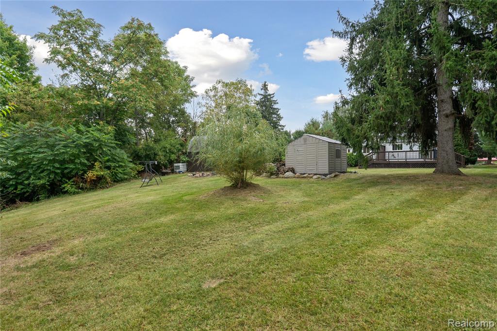 8466 Silver Lake Road Linden, MI 48451 - Photo 30 of 39 Gallery Image 30