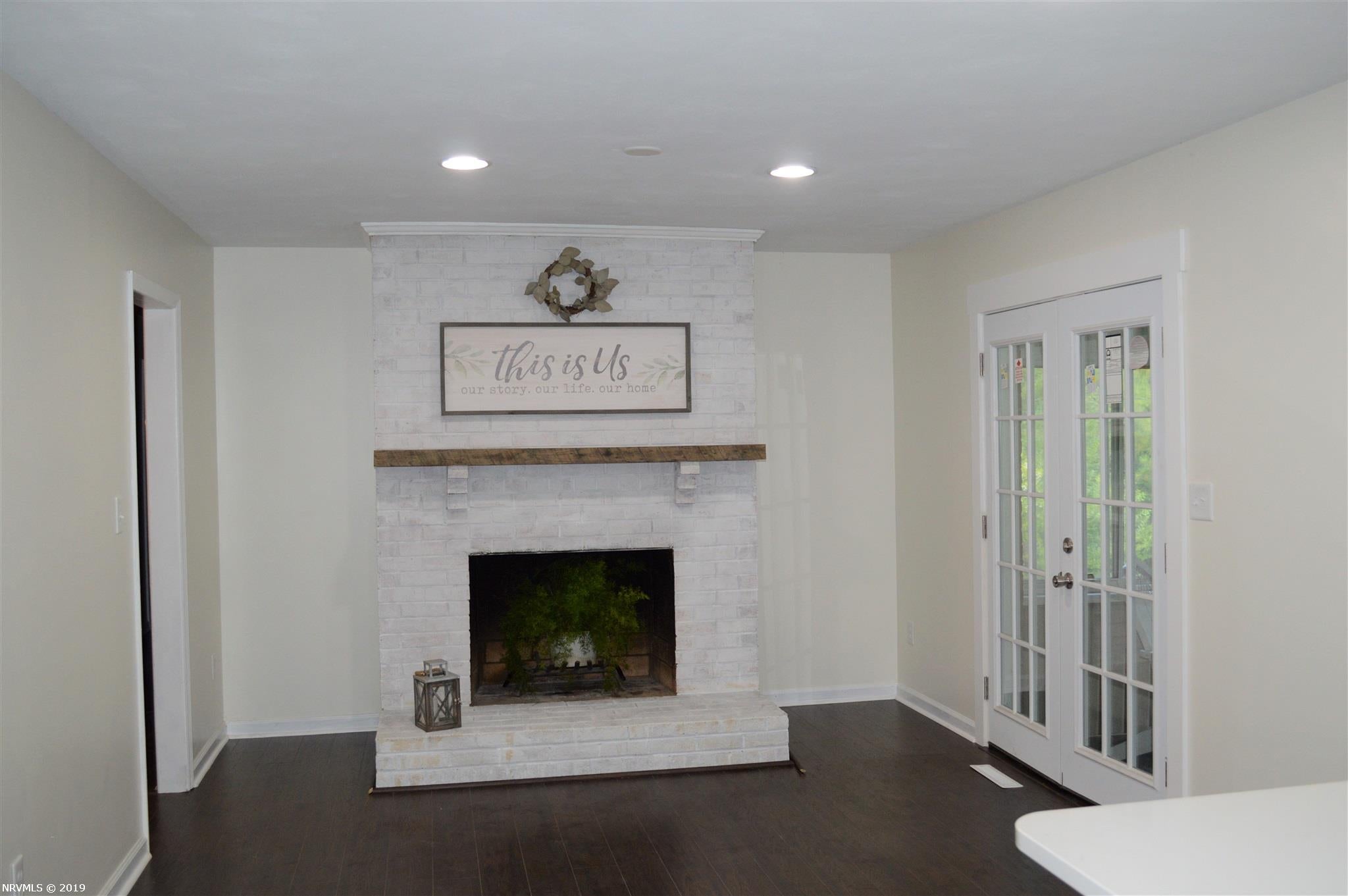 6105 North Fork Road Elliston, VA 24087 - Photo 4 of 24 Gallery Image 4