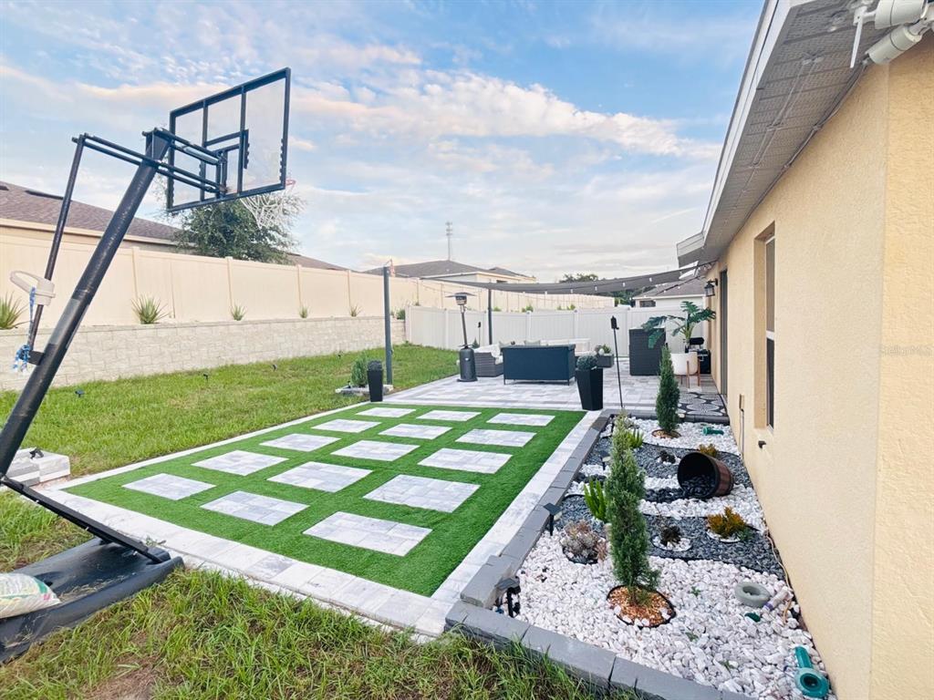 279 Bergamot Loop Davenport, FL 33837 - Photo 24 of 38