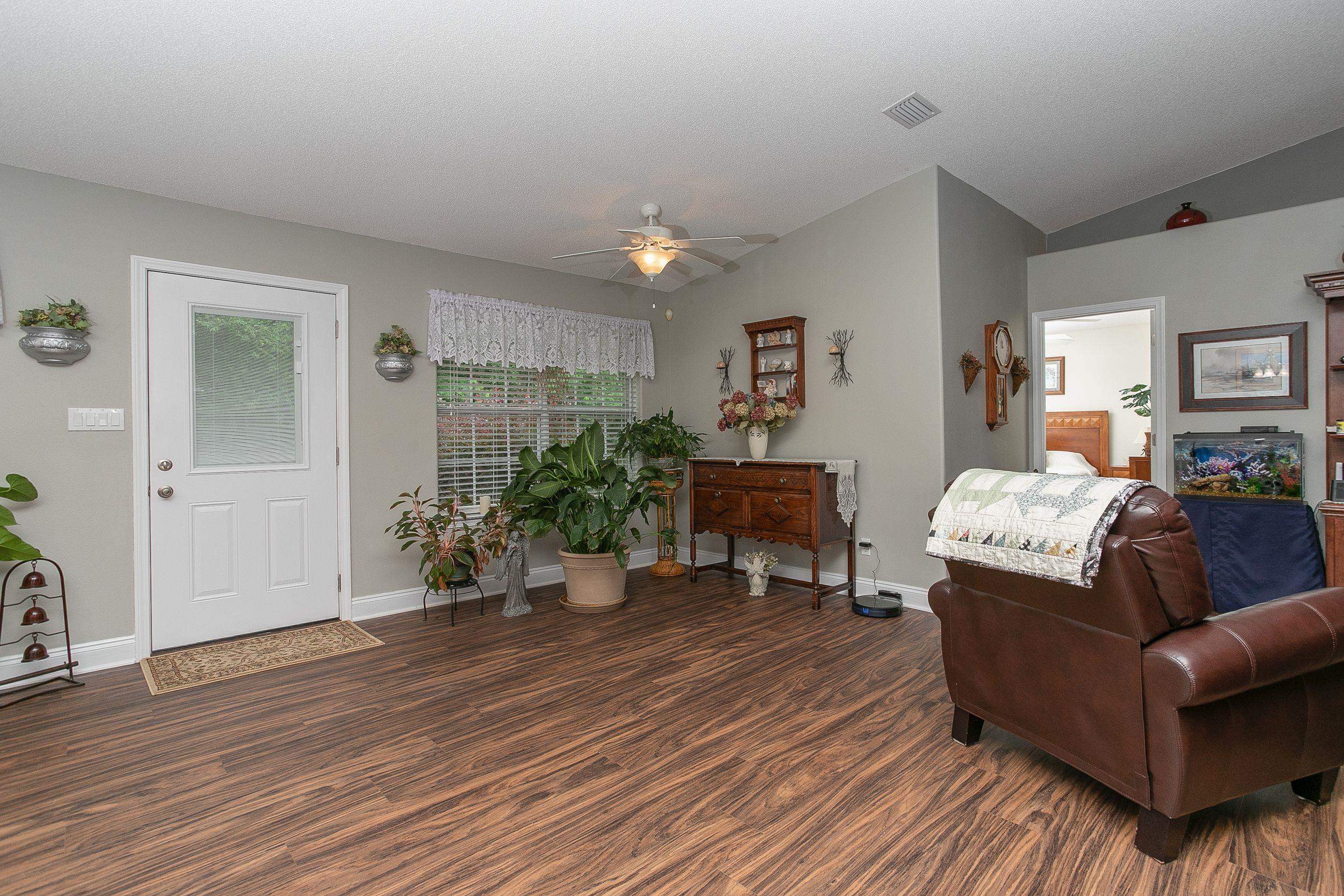 558 Leeds Court Foley, AL 36535 - Photo 6 of 48