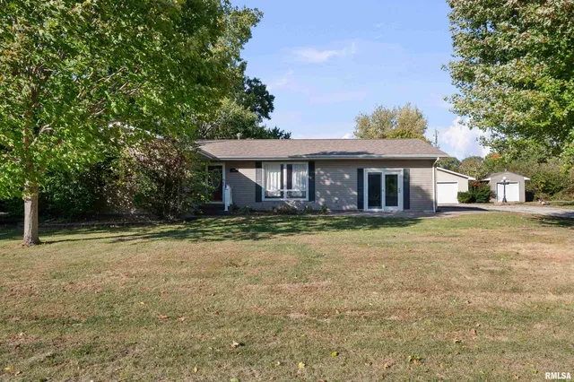 $220,000 | 202 5th Street, Matherville, IL 61263