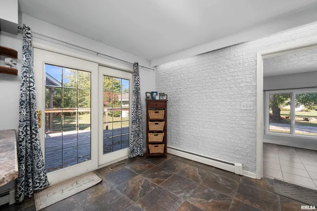 $220,000 | 202 5th Street, Matherville, IL 61263